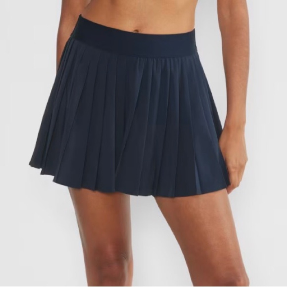 TNA aritzia movetech tennis skort